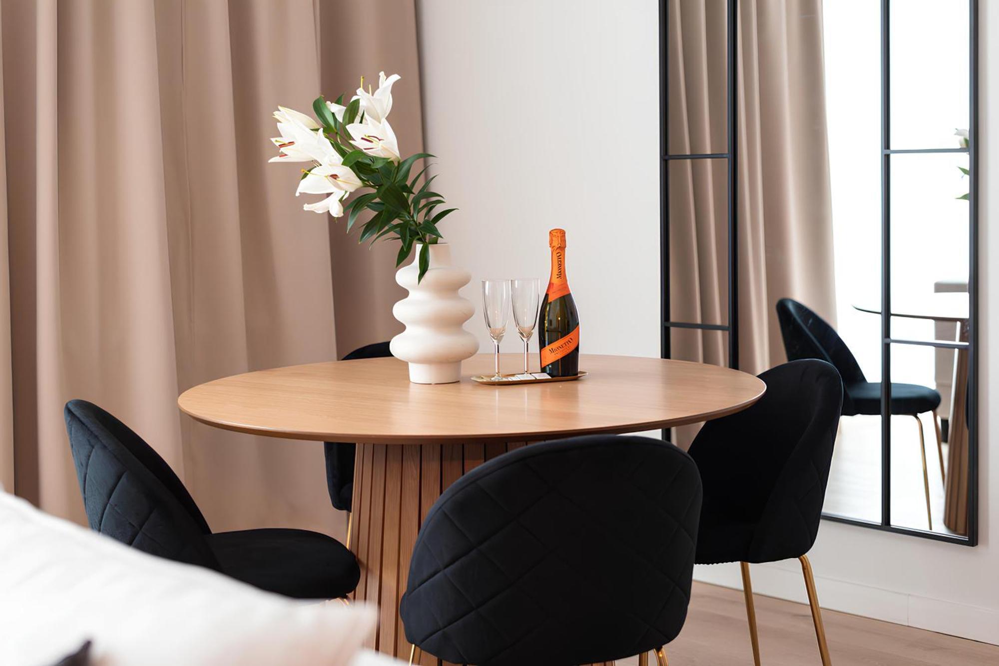 Flatbook - City Center Apartments Granaria I, Gdansk